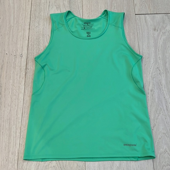 Patagonia Scoop Neck Tank Top Size Medium - Picture 2 of 10